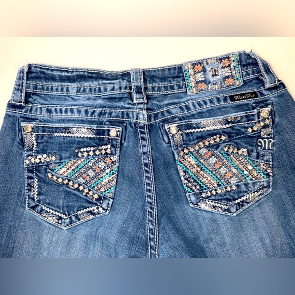 Miss Me Pastel Sequin Embellished Rhinestone Bootcut Jeans Women’s Size 29 - Picture 1 of 13